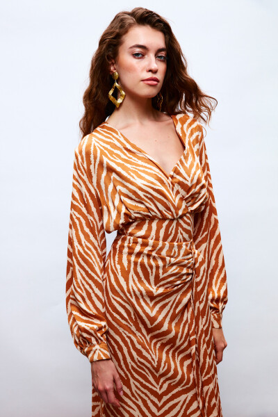 V-Neck Zebra Print Satin Blouse - CAMEL - 7