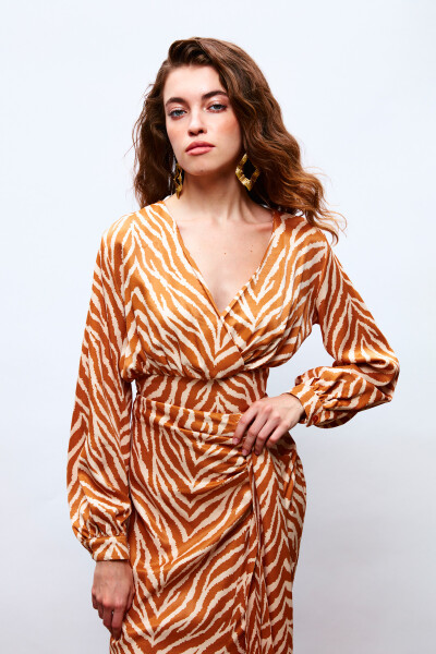 V-Neck Zebra Print Satin Blouse - CAMEL - 9