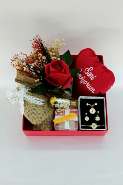 Valentine's Day Gift for Girlfriend, Lover, Wife, Birthday Gift - 1