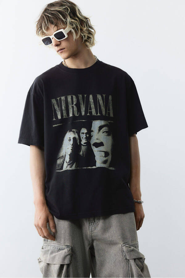 Vintage-inspired, printed loose fit t-shirt - 1