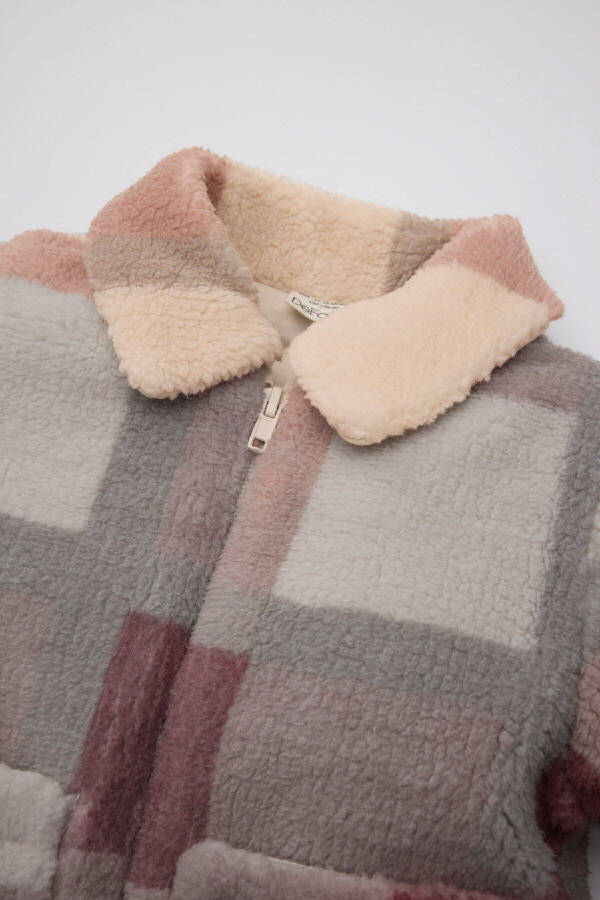 Welsoft plush cardigan, square pattern, zippered collar. - 2