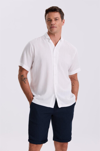 White Classic Fit Spread Collar Relaxed Short Sleeve Shirt - 5