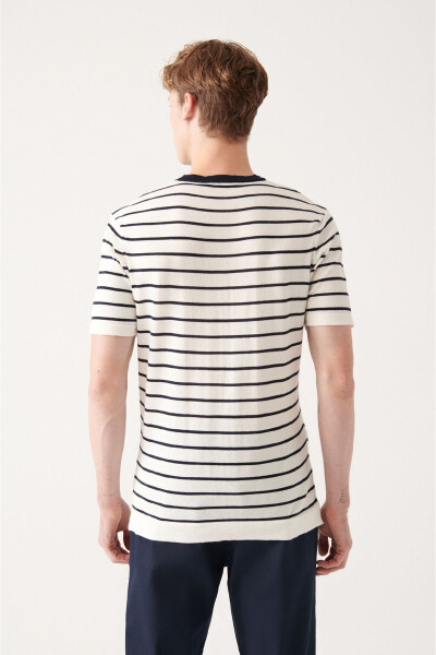 White cotton crew neck striped regular fit knit T-shirt - 3