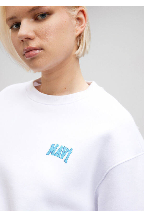 White Crop Sweatshirt with Logo Print 1611601-620 - 17