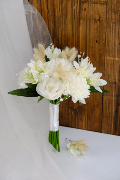 White Joy Bridal Flower - 3