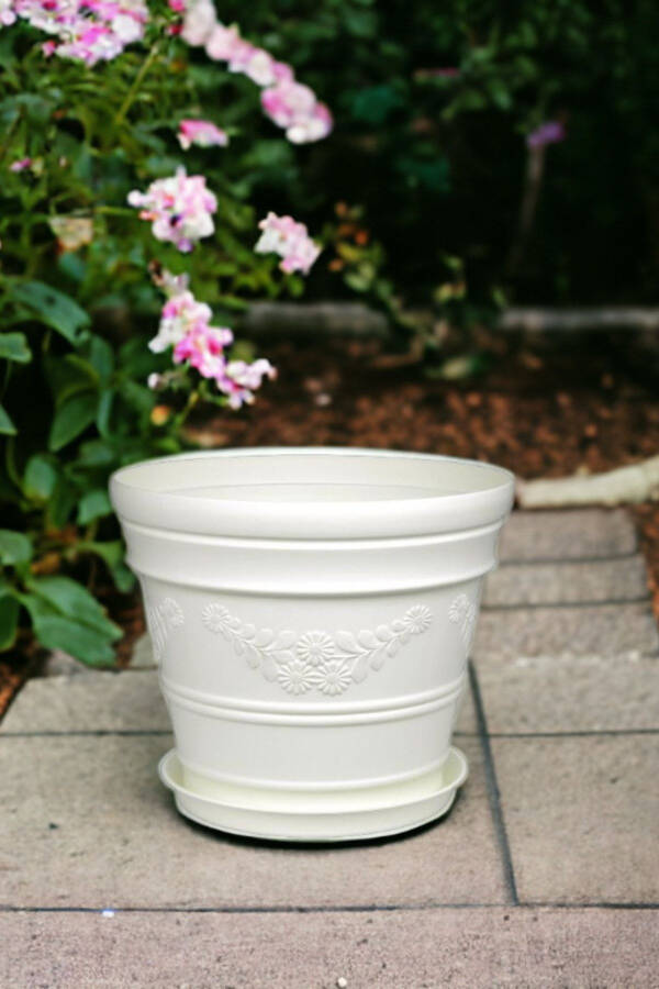 White Pot with Antique Daisy Pattern 3 Liters - 4