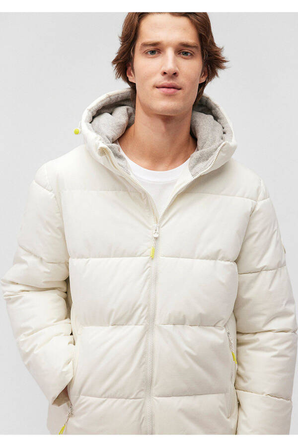 White puffer jacket with hood (0110211-71621) - 1