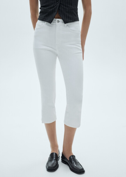 White ripped capri jeans - 3