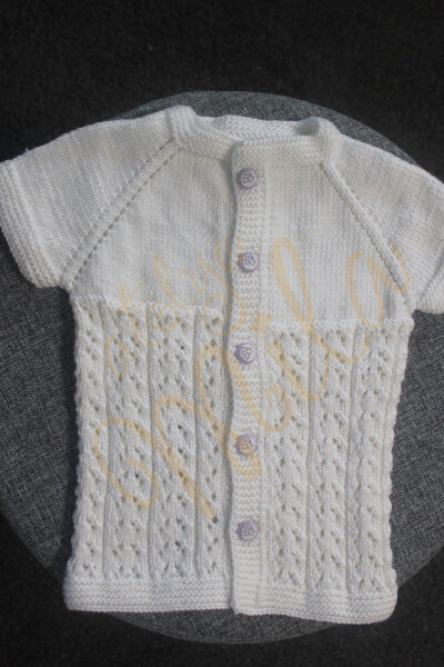 White sleeveless baby vest - 2