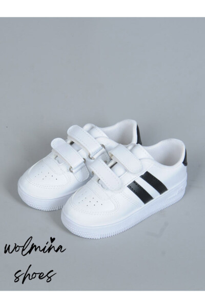 White sports shoes for kids - 2