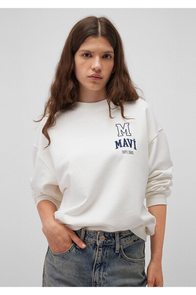 White Sweatshirt with Logo Print 1s10148-70069 - 23