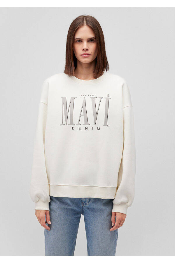 White Sweatshirt with Logo Print 1s10177-80194 - 9