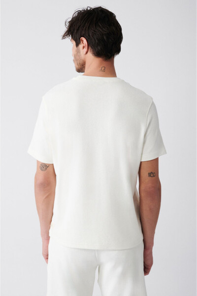 White Unisex Crew Neck Cotton Regular Fit Terry T-shirt A31y1150 - 4