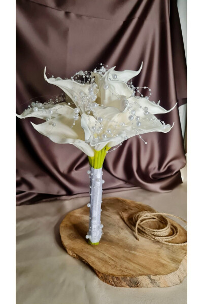 White Velvet Gala Bridal Bouquet with Pearl Model Wedding Flower Premium Quality - 10