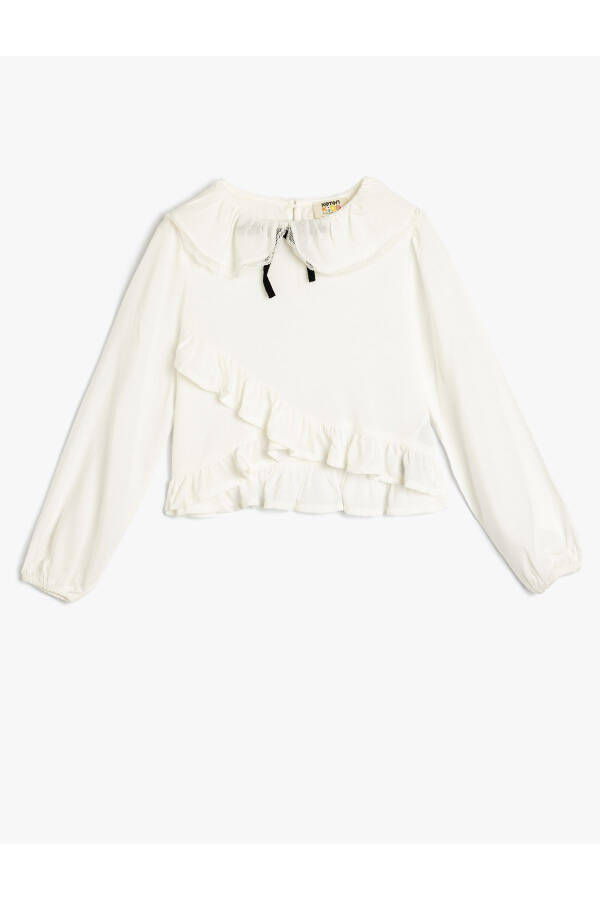 Wide blouse with a baby collar, long sleeves, frilled cuffs and elastic. - 4