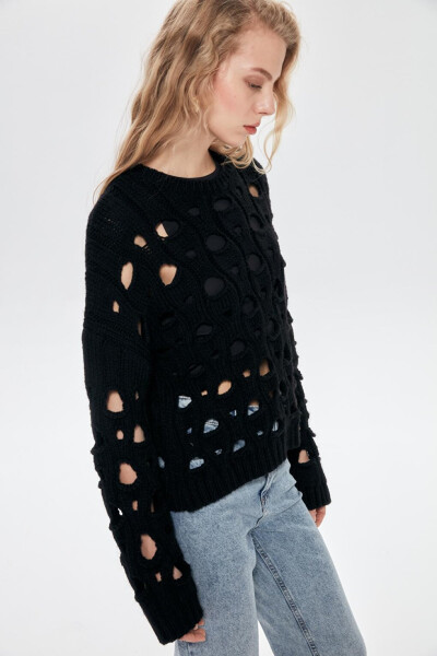 Wide Hole Sweater Black - 4