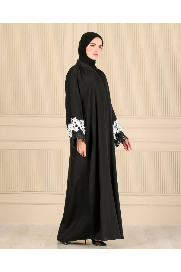 Wide Sleeve Lace Ferace & Abaya - 2