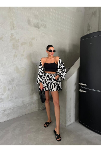 Women BLACK & WHITE ZEBRA Low Shoulder Kimono Shorts Set - 3