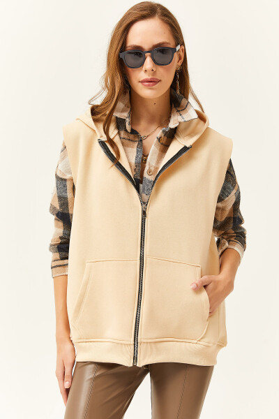 Women's Beige Kangaroo Pocket Hooded Fleece Oversized Vest - 1