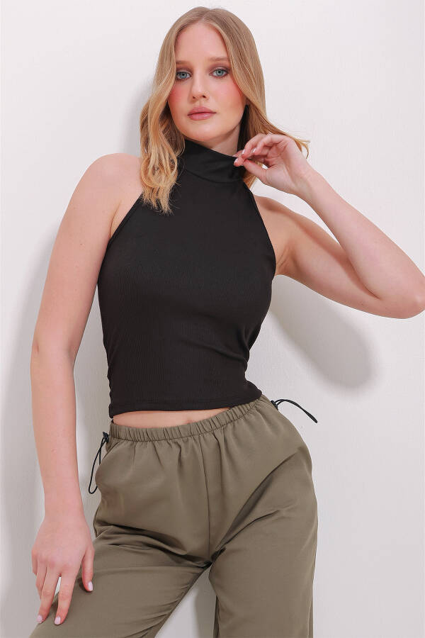 Women's Black Halter Neck Crop Top ALC-X11497 - 2