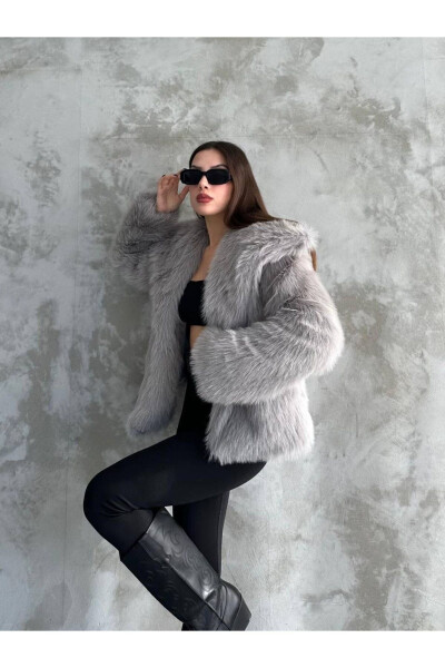 Women's Black Premium Plush Winter Faux Fur Coat - 3