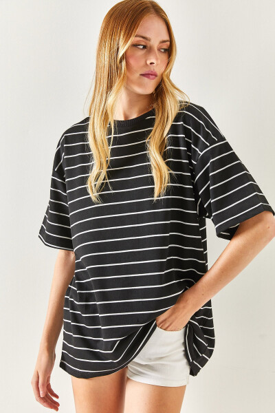 Women's Black Striped 2-Thread Oversize Unisex T-Shirt TSH-19000764 - 2