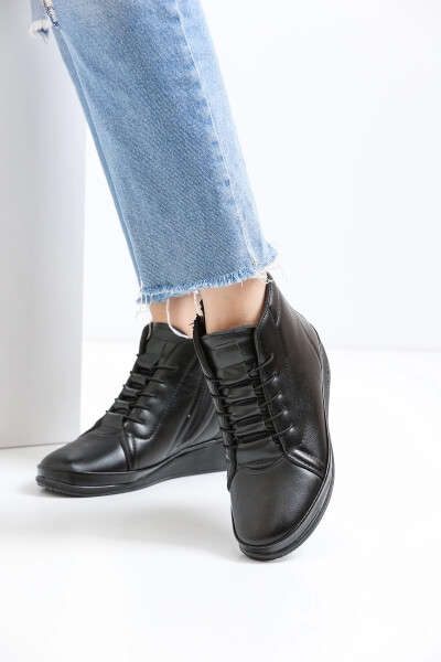 Women's Boot 203 - Black - 1