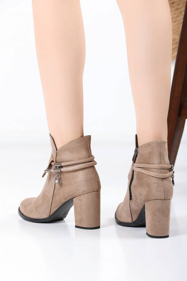 Women's Boots 2920 - 4