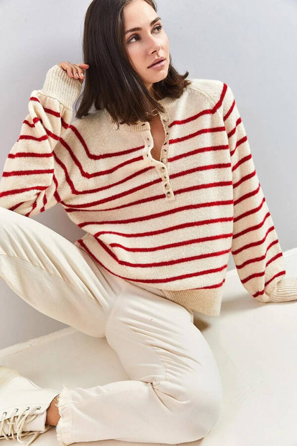 Women's Buttoned Fisherman Neck Striped Knit Sweater - 11