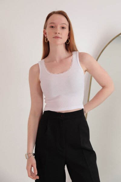 Women's Corset Fabric Collar Lace Crop Top - Ecru - 1