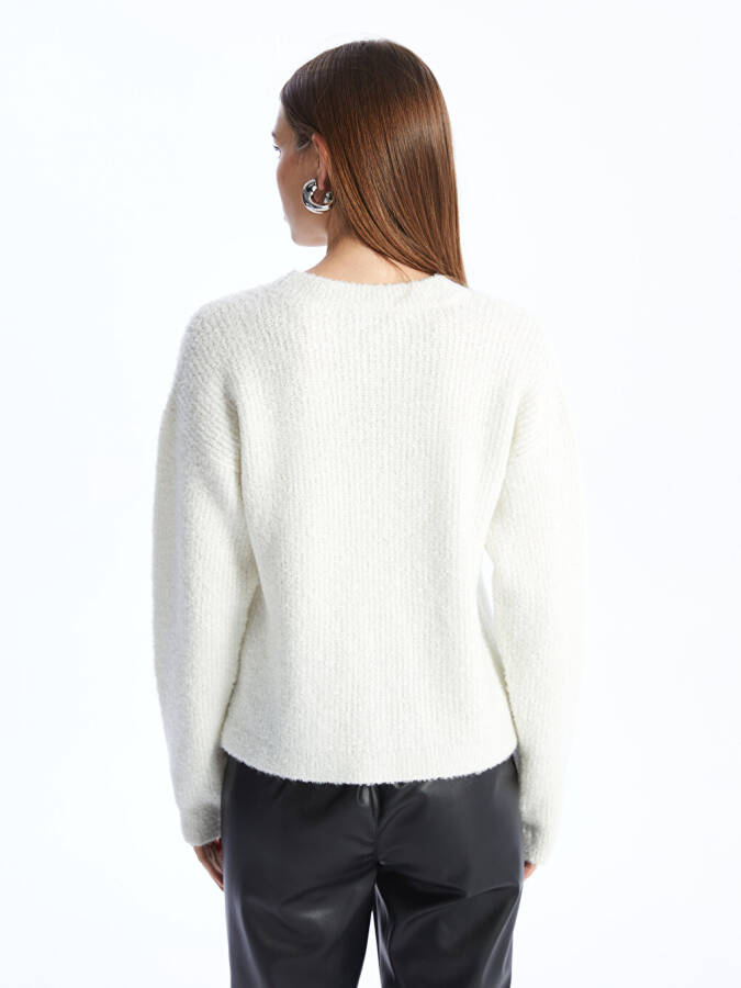 Women's Crew Neck Long Sleeve Knit Sweater - 12