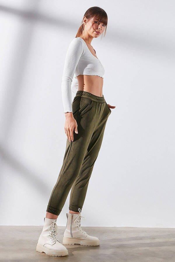 Women's Cuffed Velvet Jogger Pants 731 Khaki - 5