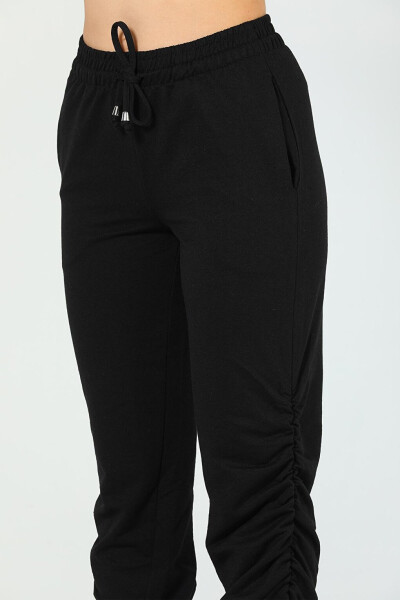 Women's Elastic Waist and Cuff Sweatpants - 6