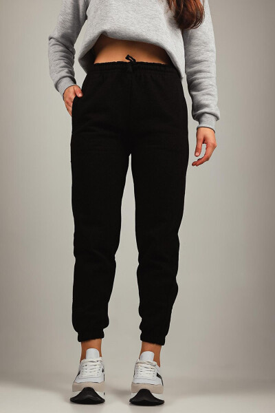 Women's Elastic Waist and Leg Sweatpants - 4