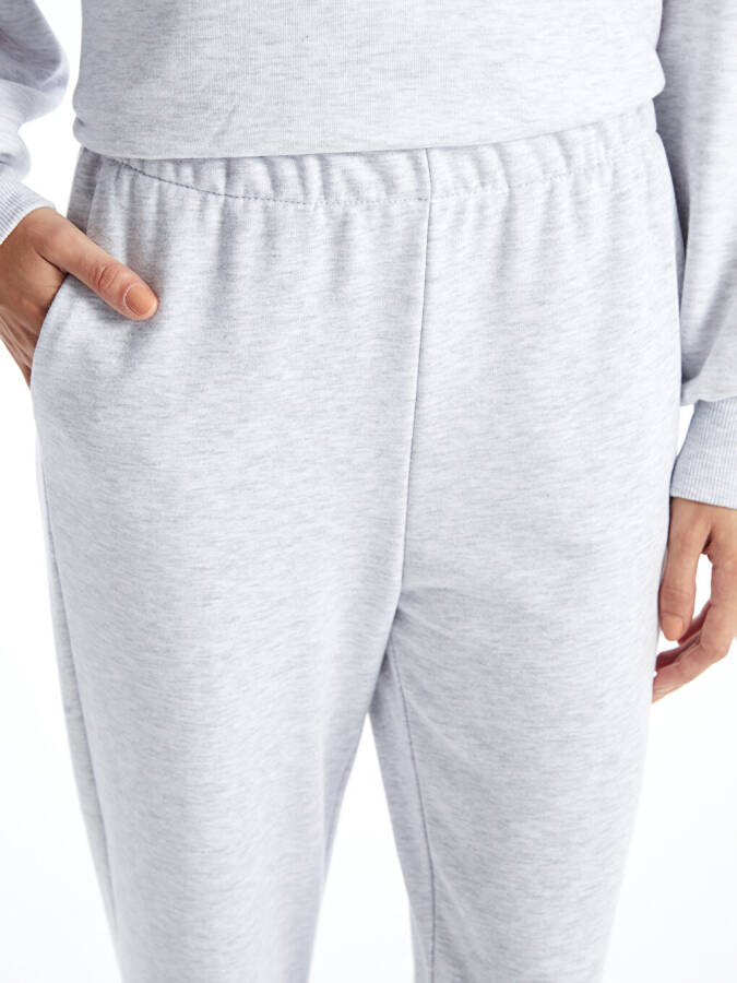 Women's Elastic Waist Plain Jogger Sweatpants - 6