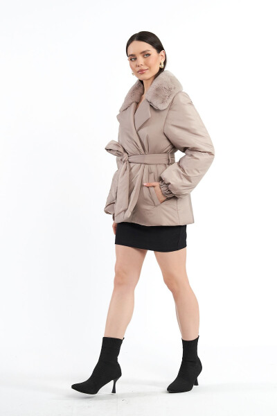 Women's Fur-Collar Belted Modern Regular Coat - 4