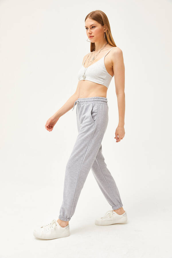 Women's Grey Pocket Elastic Waist Sweatpants ESH-00000066 - 3