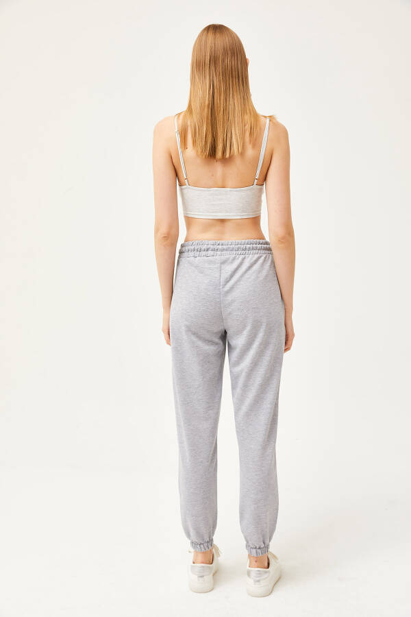 Women's Grey Pocket Elastic Waist Sweatpants ESH-00000066 - 4