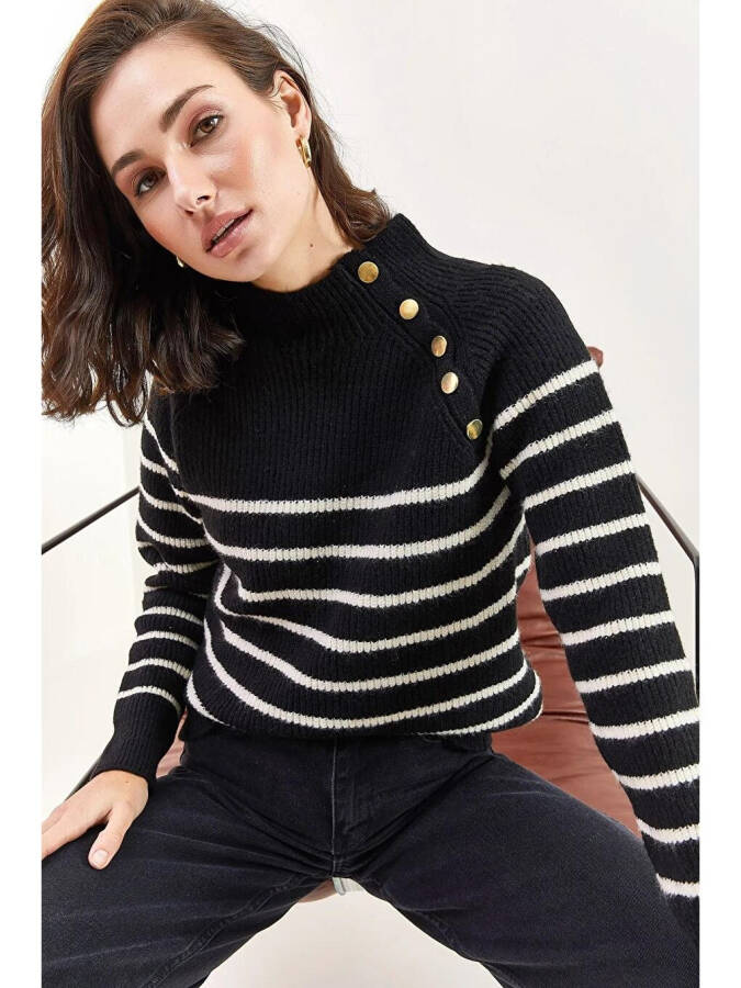 Women's Half Fisherman Collar Shoulder Button Detailed Knit Sweater - 6