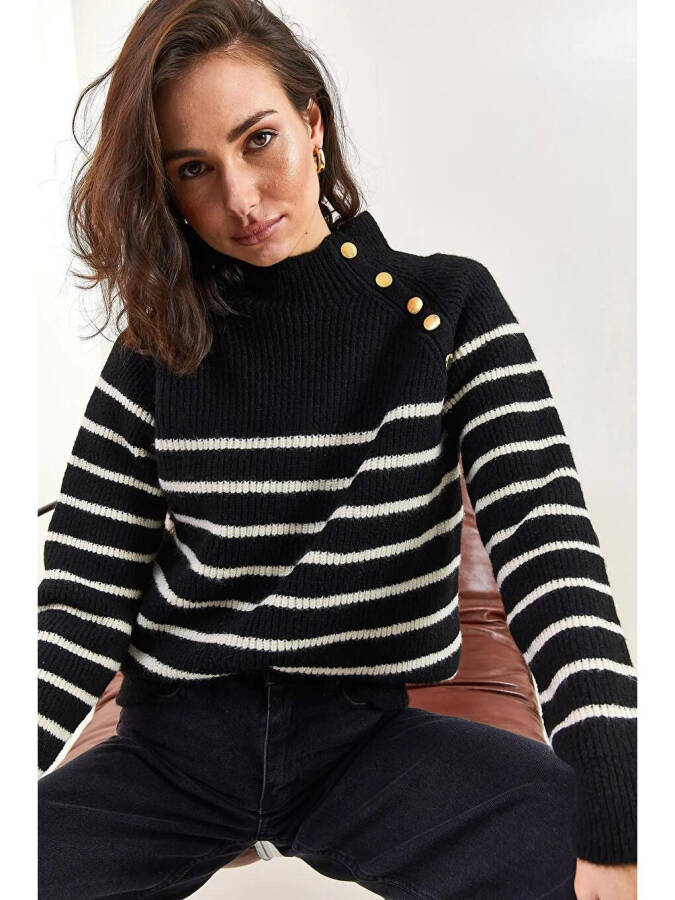 Women's Half Fisherman Collar Shoulder Button Detailed Knit Sweater - 10