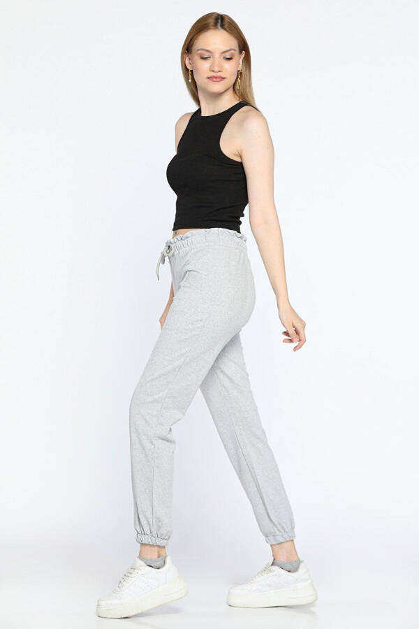 Women's Jogger Pants with Elastic Waist and Cuffs and Pockets - 2