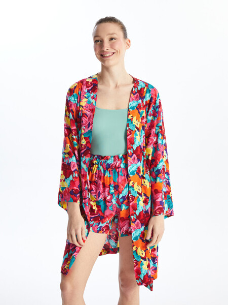 Women's Kimono and Shorts Set with Shawl Collar and Floral Print - 2