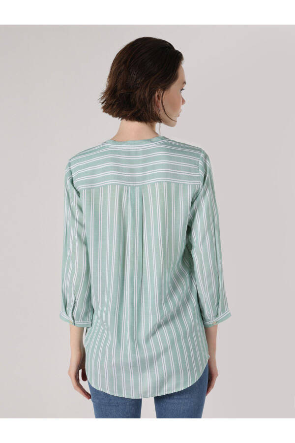 Women's Long Sleeve Striped Pocket Blouse (Regular Fit) - 2