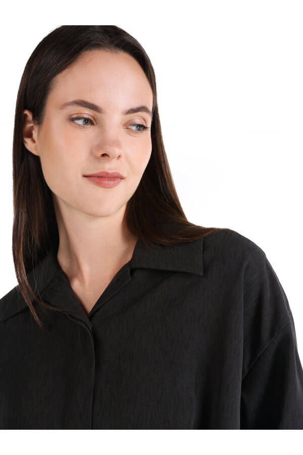 Women's long-sleeved, regular fit shirt in anthracite - 4