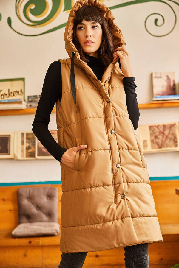 Women's Milk Coffee Hooded Pocket Puffer Vest YLK-19000007 - 5