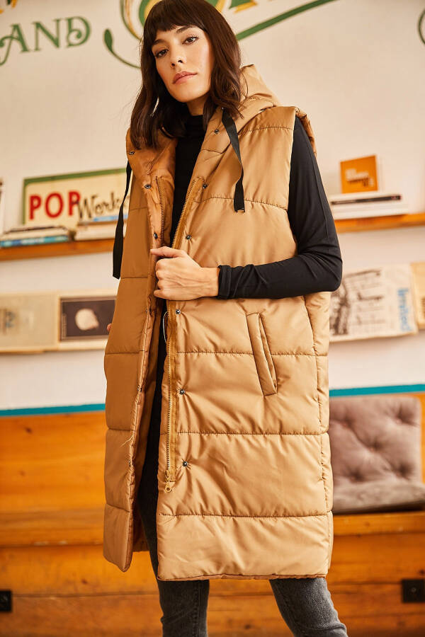 Women's Milk Coffee Hooded Pocket Puffer Vest YLK-19000007 - 8