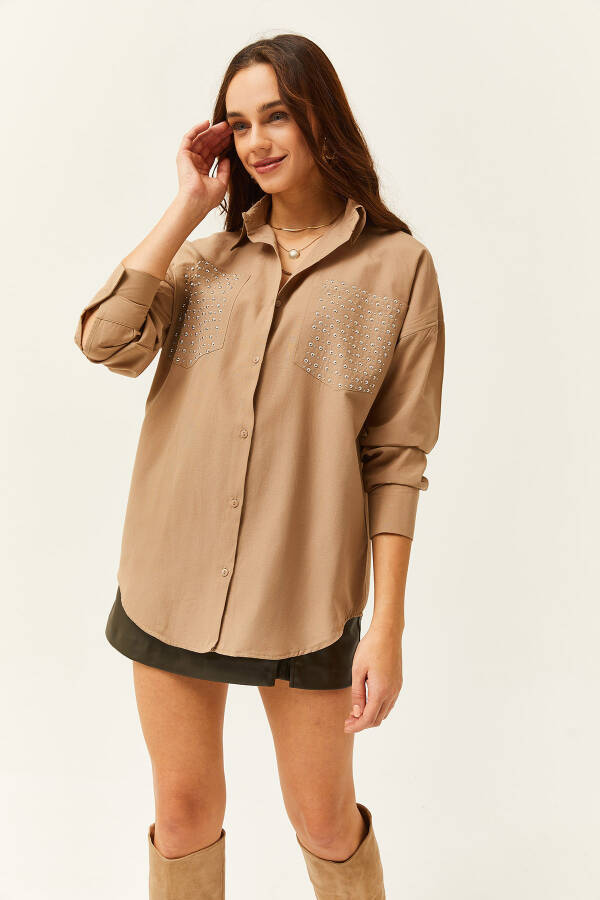 Women's Oversized Shirt with Vison Pocket and Staple Detail GML-19001167 - 3