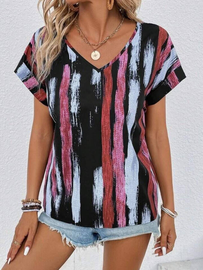 Women's Short Sleeve Brush Print V-Neck Supreme Blouse - 2