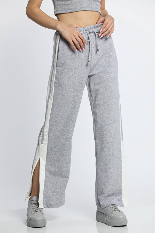 Women's Side Stripe Cuffed Sweatpants - 3