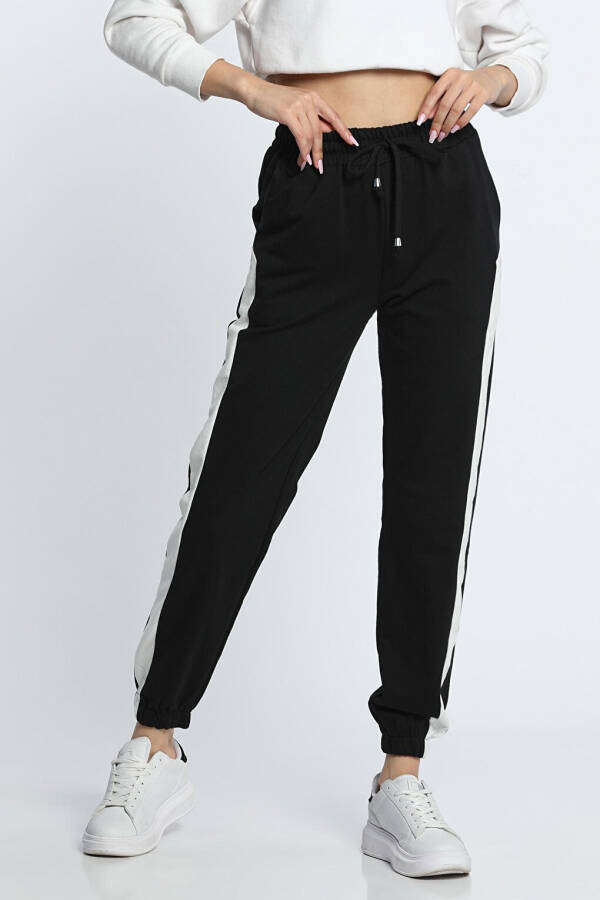 Women's Side Stripe Elastic Leg Jogger Sweatpants - 1